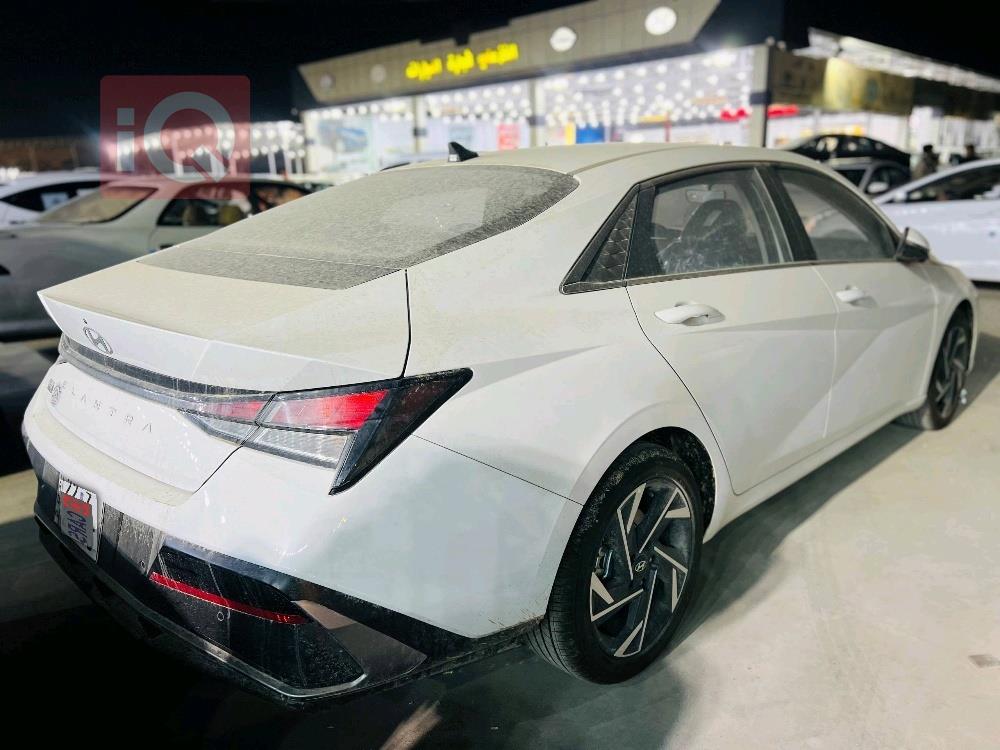 هيونداي النترا